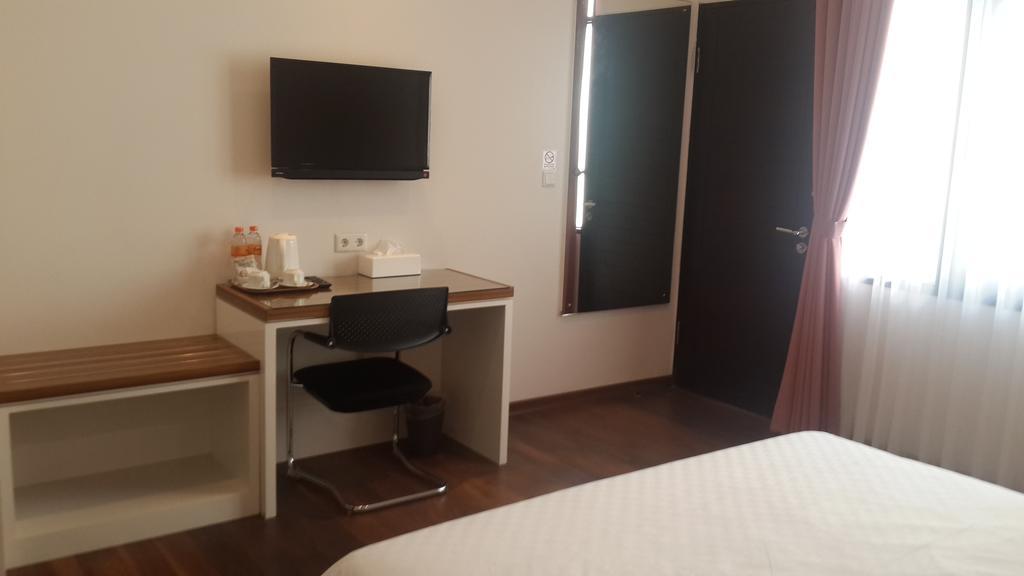 Dago Teuku Angkasa 14 Hotel Bandung Phòng bức ảnh