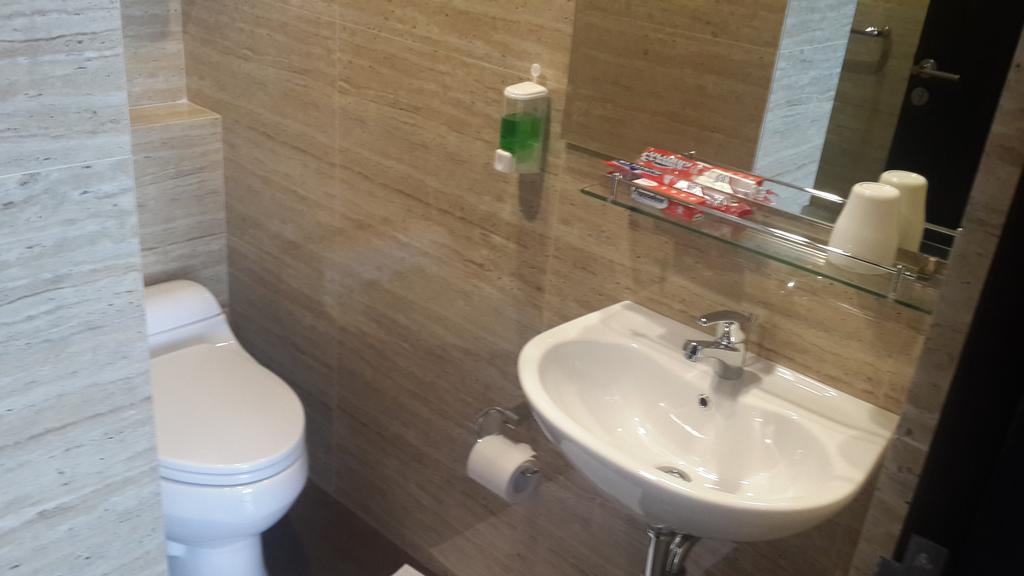 Dago Teuku Angkasa 14 Hotel Bandung Phòng bức ảnh